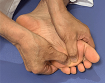 踵の奥が痛い、距骨下関節の痛みのセルフケア法
